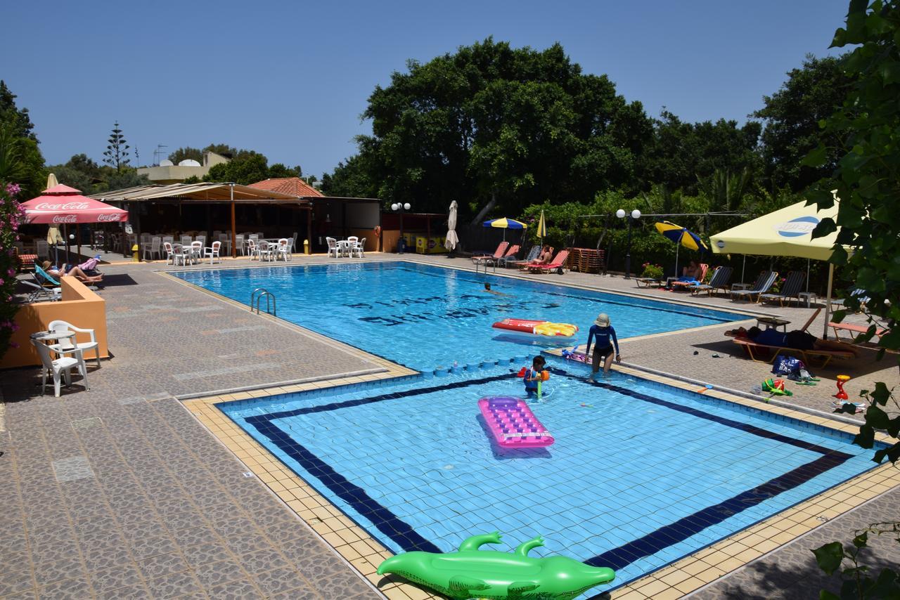 Camping Chania カト・ダラトソ エクステリア 写真